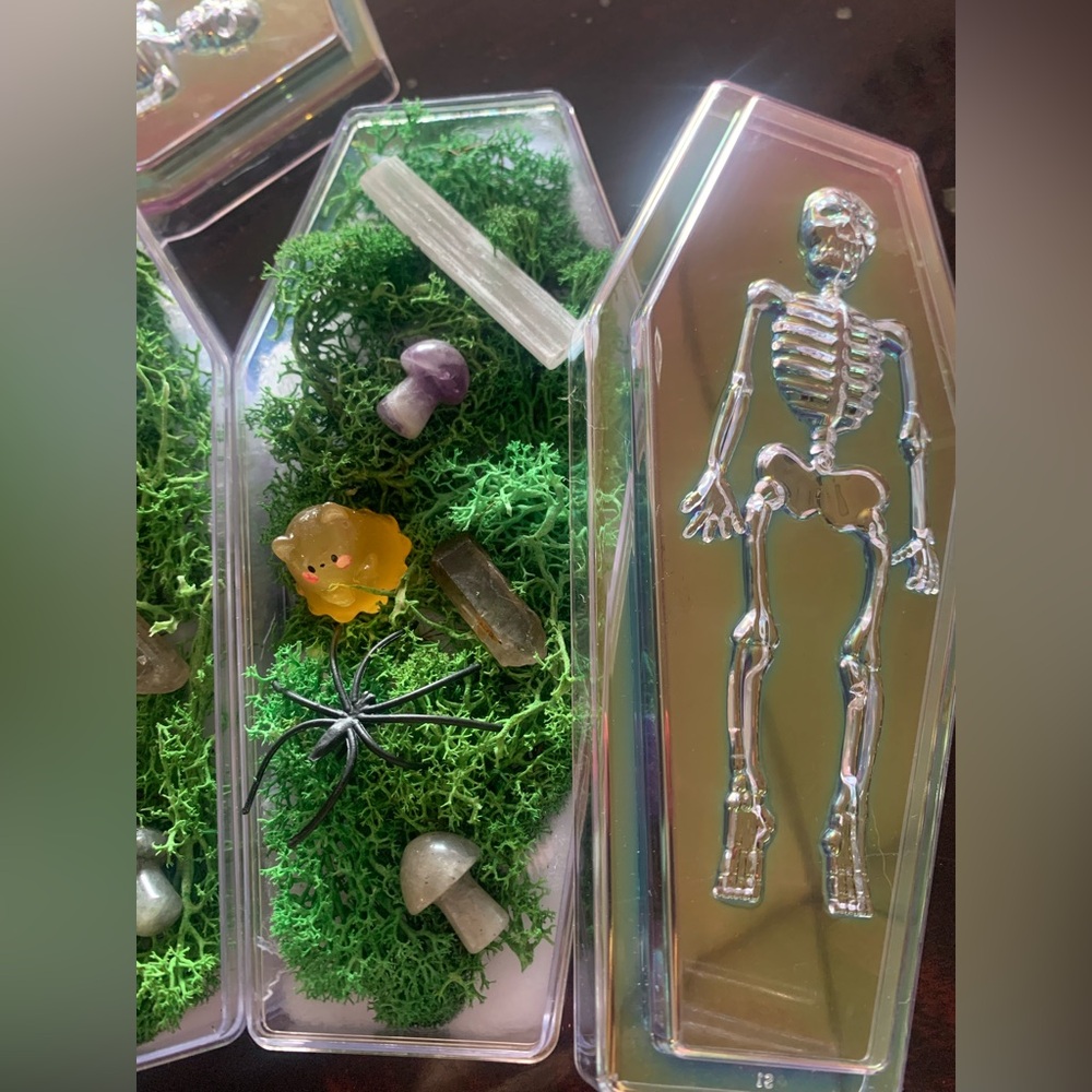 Halloween Crystal Set Bundle Selenite Amethyst Quartz Labradorite Hiraeth Way